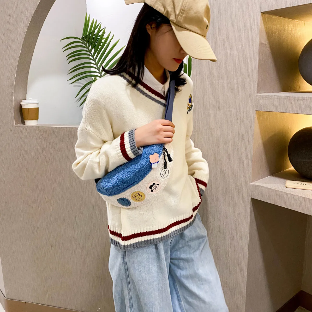 Crescent Crossbody Bag Vintage Fluffy Fanny Pack for Women Cute - 3