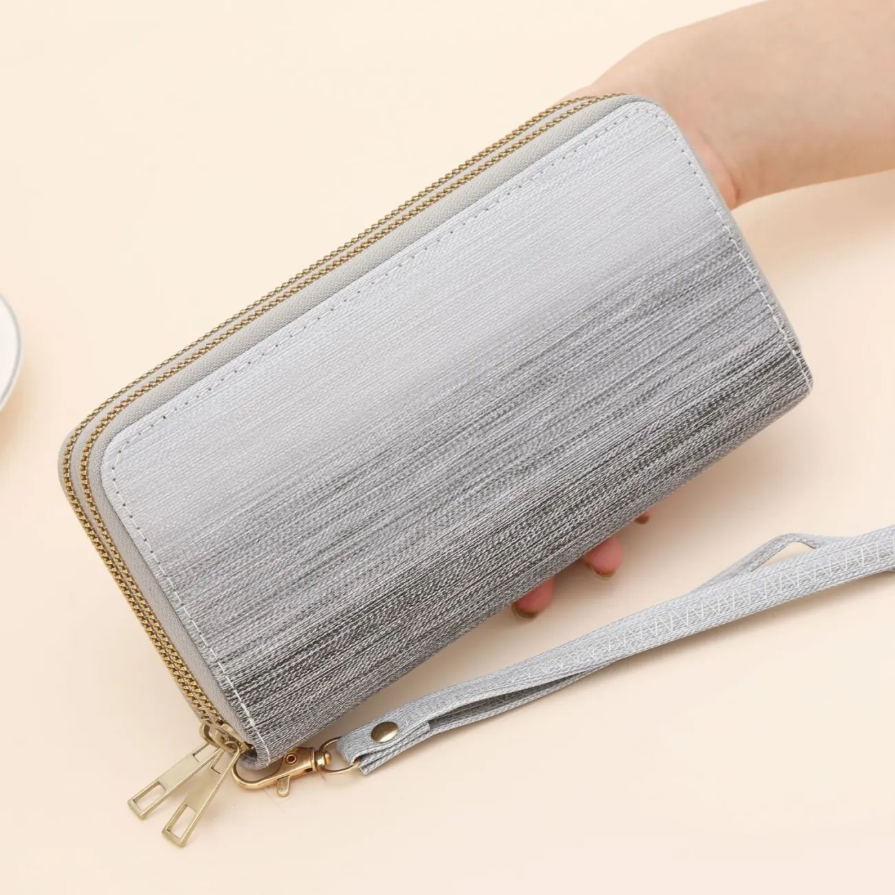 Gradient Color Large Capacity Women's Wallet Beach Tote Phone Crossbody Bag - 5