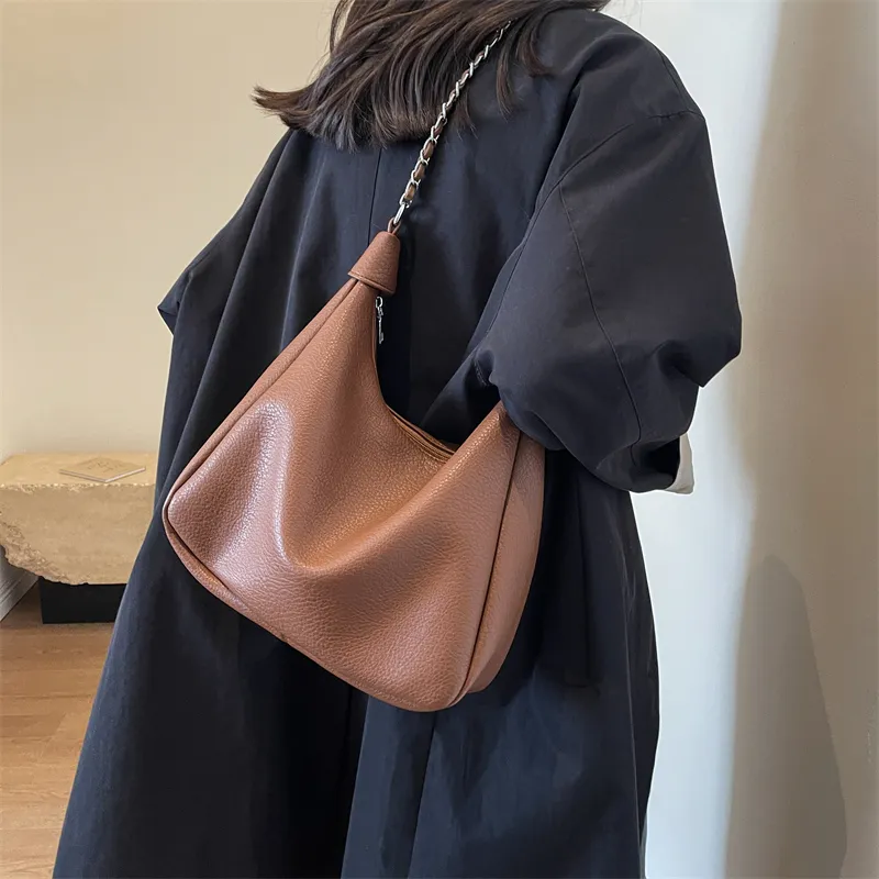 Stylish Tote Bag for Women, Large Capacity Shoulder Crossbody Bag - 4