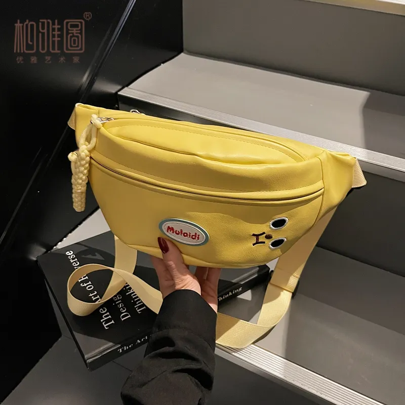 Stylish Crossbody Bag 2025 Fashion Sling Shoulder Bag for Women - 1