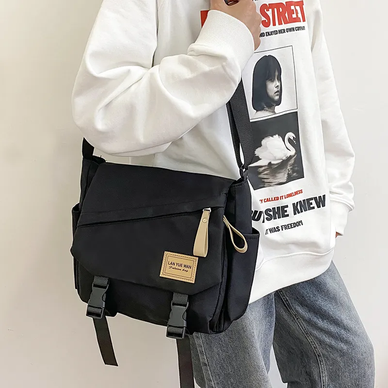 Men's Messenger Bag Japanese Style Large Capacity Crossbody Bag - 4