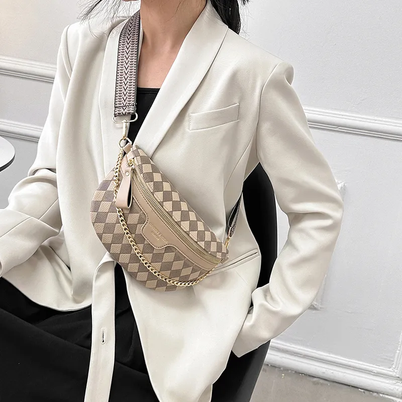 Quilted Waist Bag 2025 Fashionable Crossbody Sling Bag for Women - 1