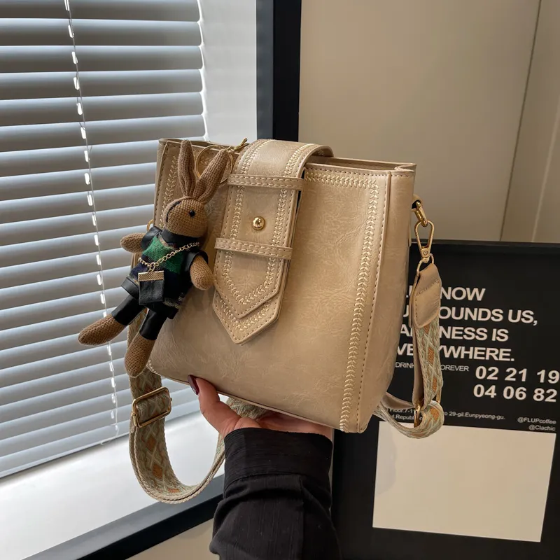 Fashion Bucket Bag Women, Wide Strap Crossbody Shoulder Bag, Retro Versatile - 2