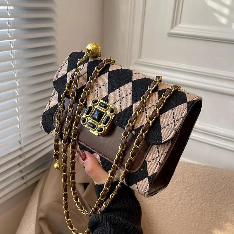 Quilted Chain Crossbody Bag 2025, Small Women's Bag for Fall Winter Fashion - 2