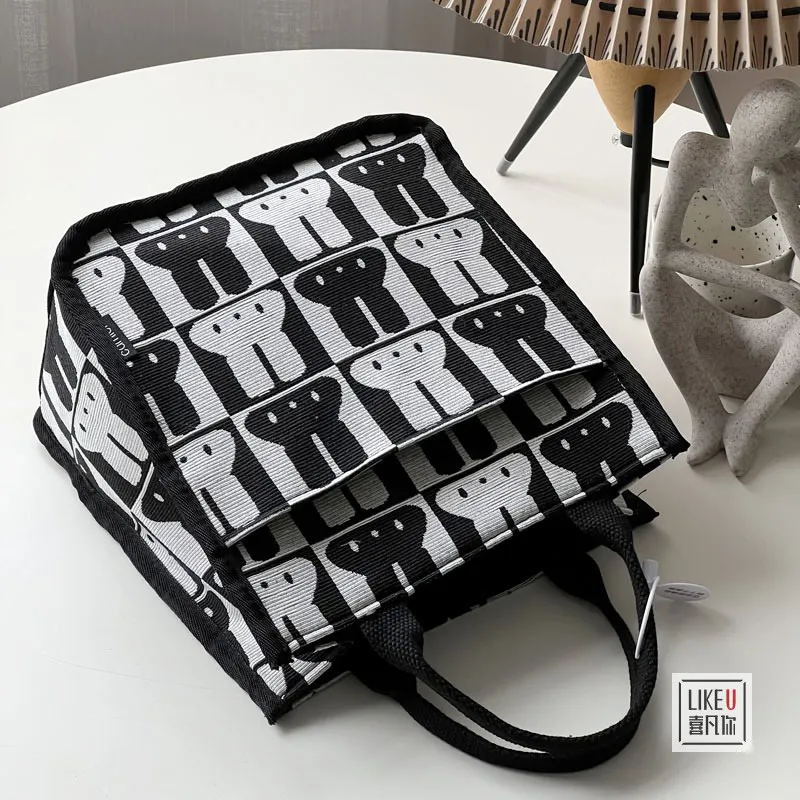 Japanese Rabbit Canvas Lunch Tote Bag, Ins Style Simple Casual Crossbody - 4