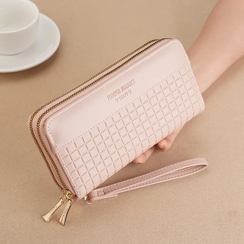 Long Zip Around Wallet for Women, Large Capacity Checkered Wristlet Phone Purse - 4