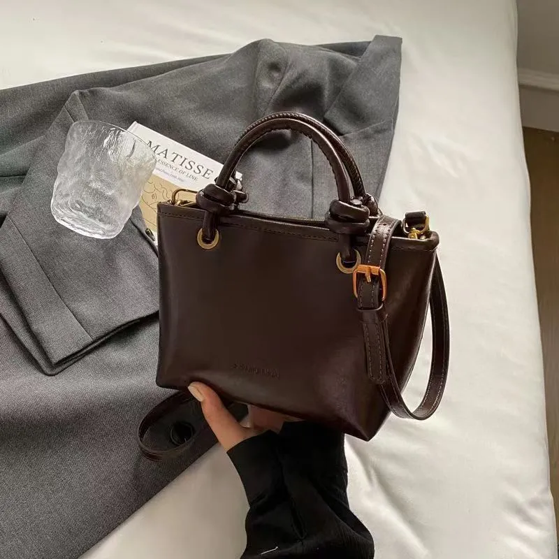Leather Bucket Bag Women 2025 Spring Fashion Crossbody Bag Retro Brown - 1