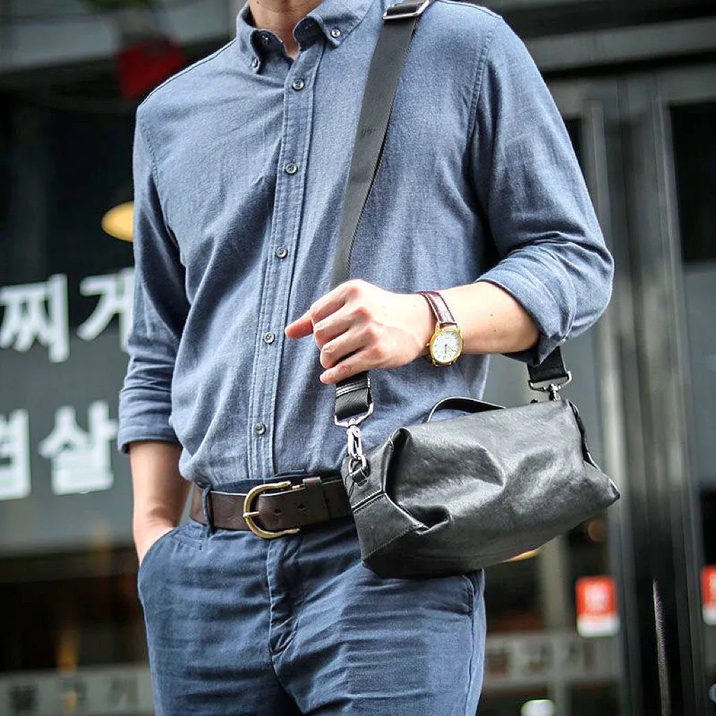 2025 Men's Casual Commuter Sling Bag, Large Capacity Chest Crossbody Bag - 1