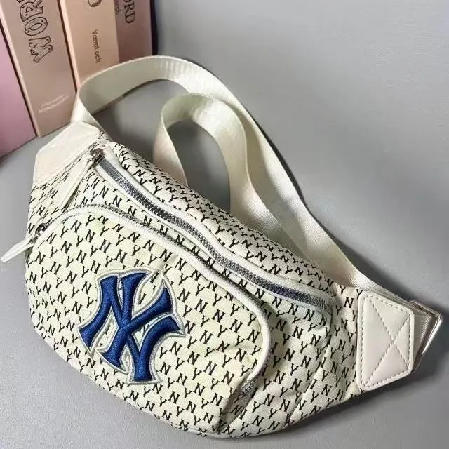 NY Yankees Waist Bag for Women, Vintage Floral Fanny Pack Crossbody Sling Bag - 2