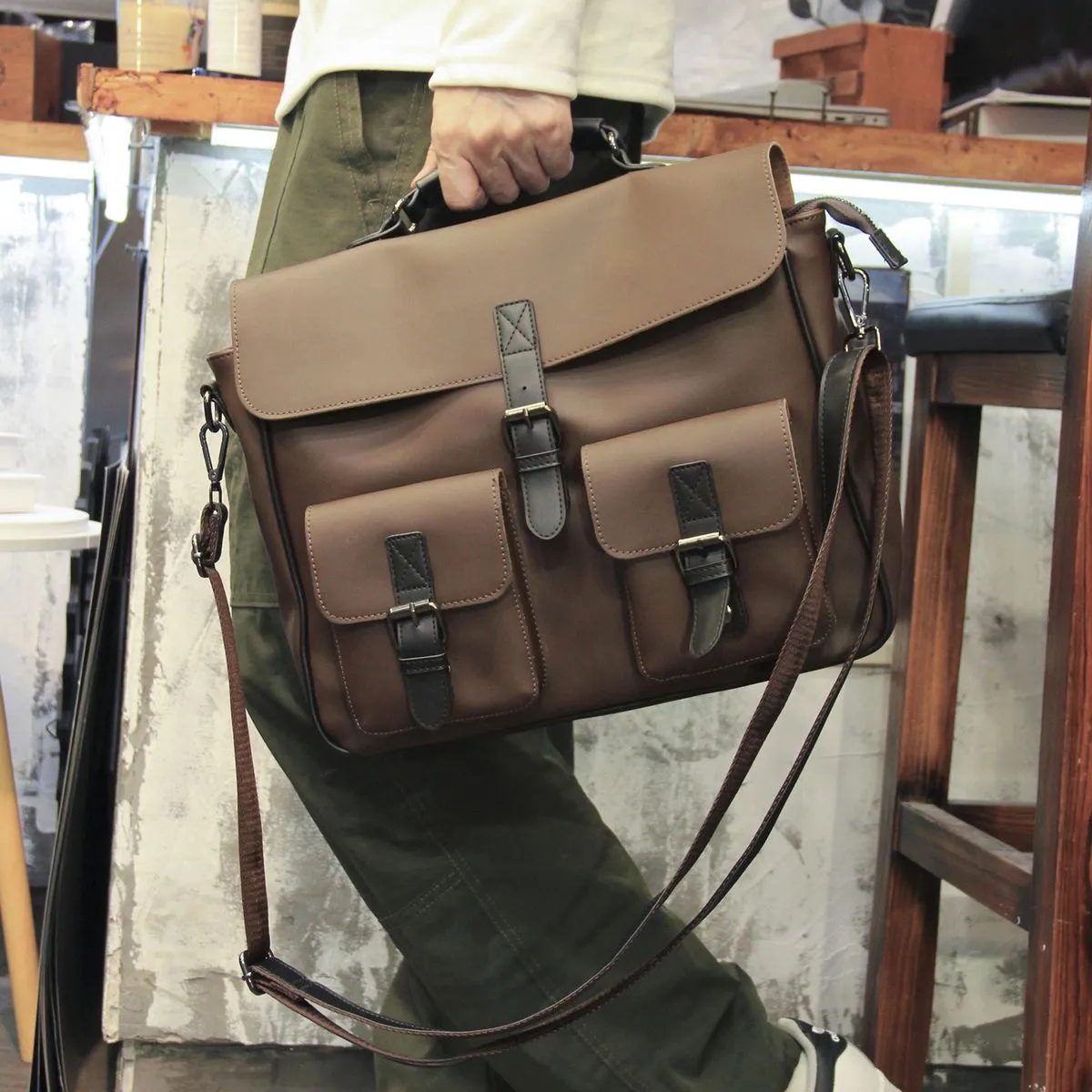 Men's Shoulder Bag Large Capacity Crossbody Bag Brown Leather Briefcase - 2