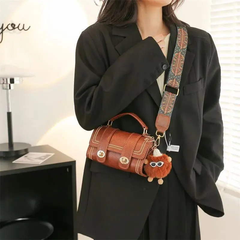 Handwoven DIY Bag Kit for Women | Retro Shoulder Bag with Tutorial - 5