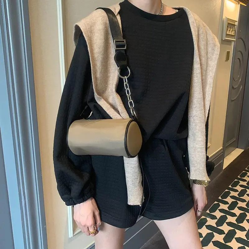 Cylinder Crossbody Bag with Chain Strap, Casual & Versatile Women's Bag - 3