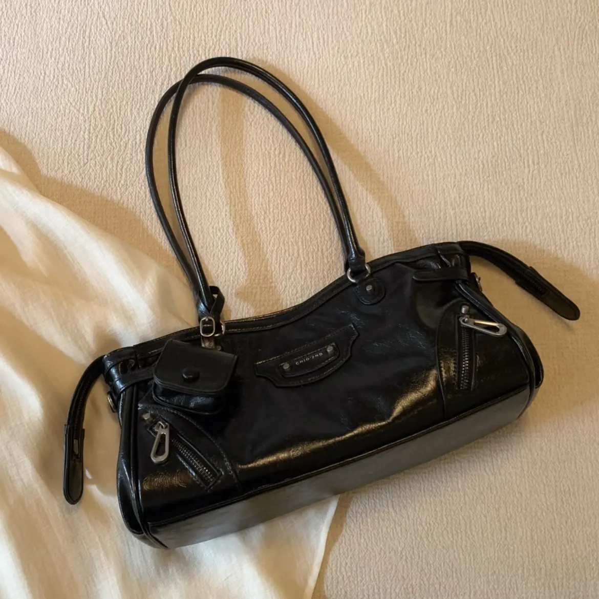 Baguette Bag 2025 Large Capacity PU Crossbody Bag with Studs - 3