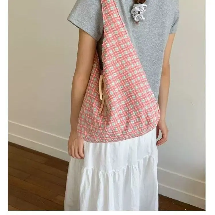 Plaid Tote Bag Large Capacity Canvas Shoulder Bag for School Commute - 1