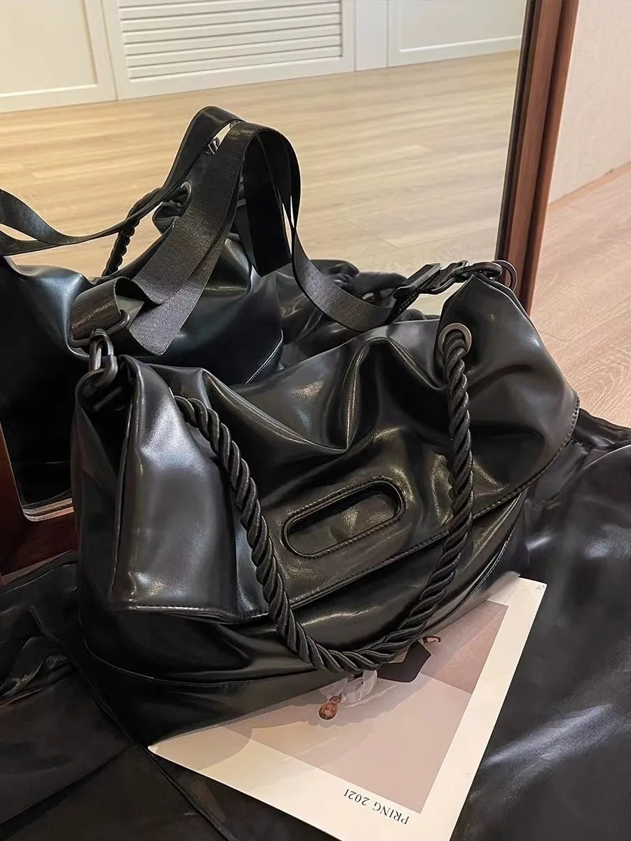 Large Capacity Tote Bag for Commute, Soft Leather Shoulder Bag for Students - 1