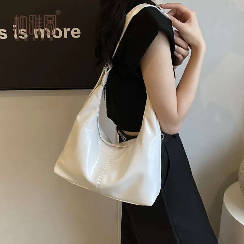 Stylish PU Shoulder Bag Large Capacity Crossbody Bag for Women - 5