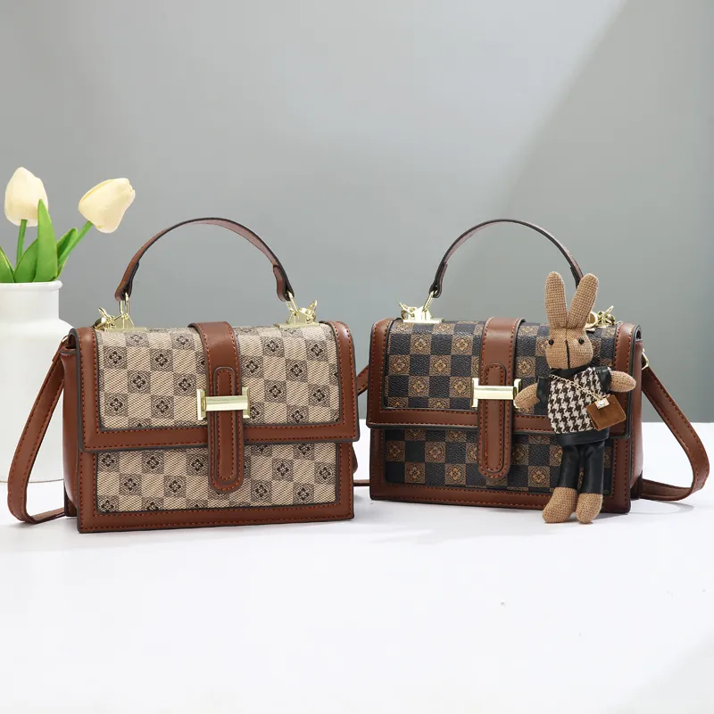 Retro Plaid Shoulder Bag 2024, Fashionable & Versatile Crossbody Purse - 2