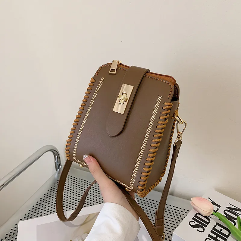 DIY Knitting Bag Kit - Small Crossbody Phone Bag for Women Gift - 1